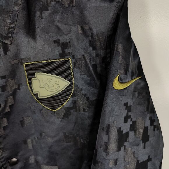 Kansas City Chiefs Jacket Mens Medium Nike Salute to Service Camo Jacket Lined - Picture 3 of 9